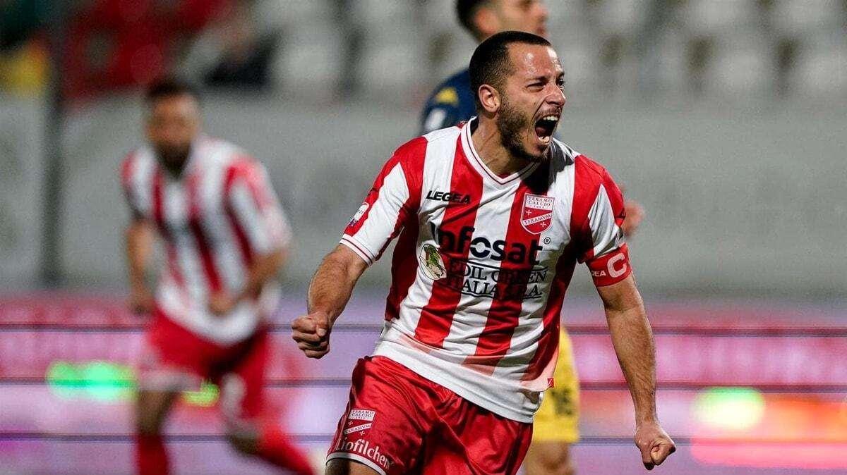 I marcatori più "anziani" del girone F di Serie D: Infantino, Merlonghi, Arrigoni ed altri