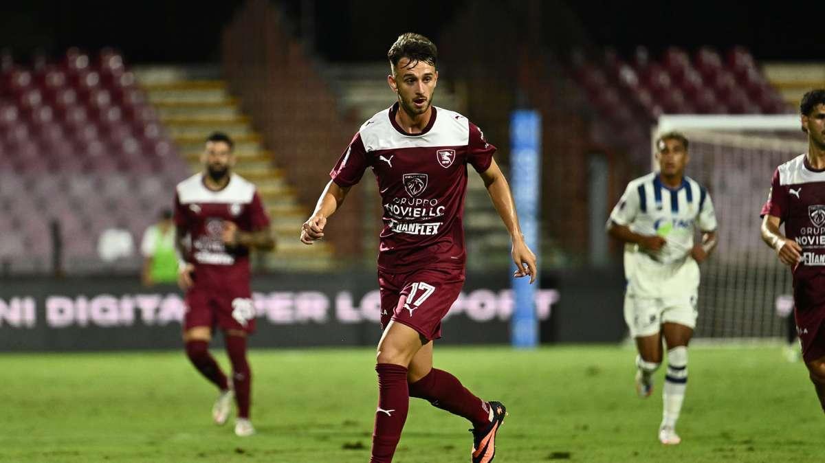 Il Casarano blinda il centrocampo: arriva Knezovic dal Sassuolo
