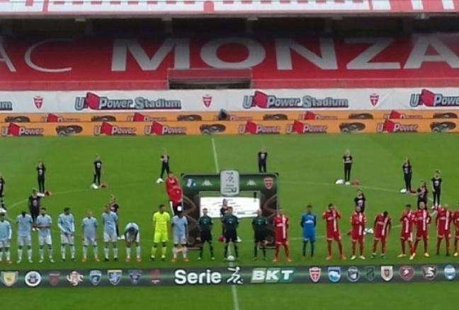 Monza-Spal, pali e rigore ma il cuoio non entra in porta
