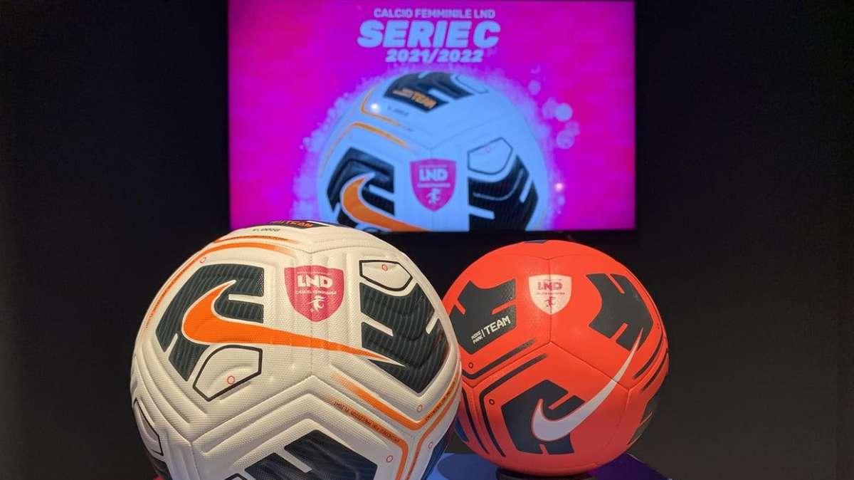 La Serie C femminile riparte dal pallone ufficiale Nike, presentazione a Roma con Mattia Zaccagni