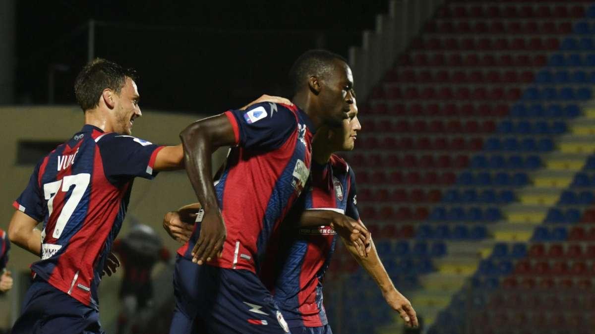 Salernitana, il ritorno di Simy: una nuova ppportunità per l'attaccante nigeriano