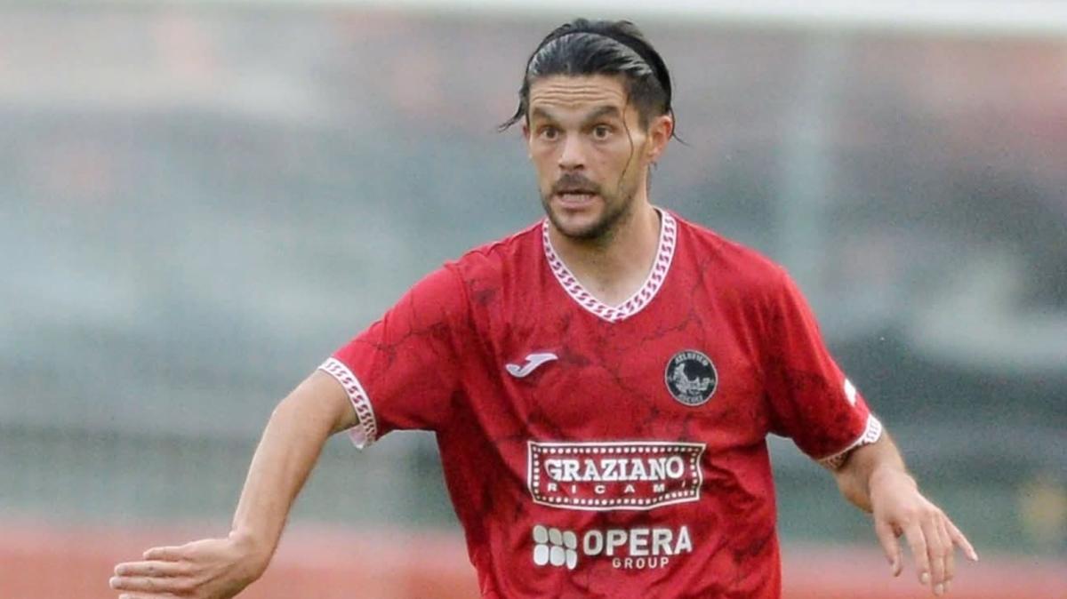 Vechiarello resta all'Atletico Ascoli, sesta stagione in bianconero