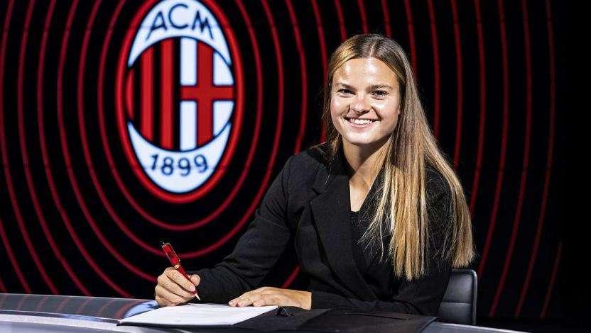 Milan, arriva a titolo definitvo Van Dooren dal FC Twente