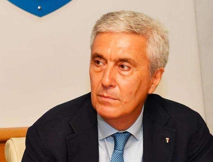 LND, nuovo DPCM. Si attende la reazione di Cosimo Sibilia