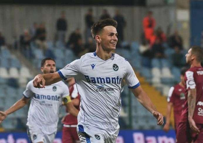 Colpi di scena in Serie C! Il Cesena pronto a investire in attacco, nel mirino due talenti