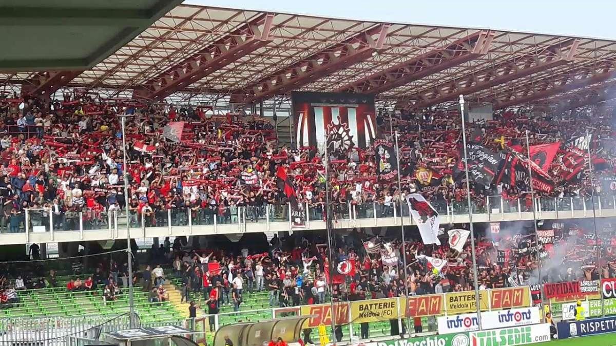 Casarano-Foggia, ok per i tifosi ospiti: mille biglietti a disposizione