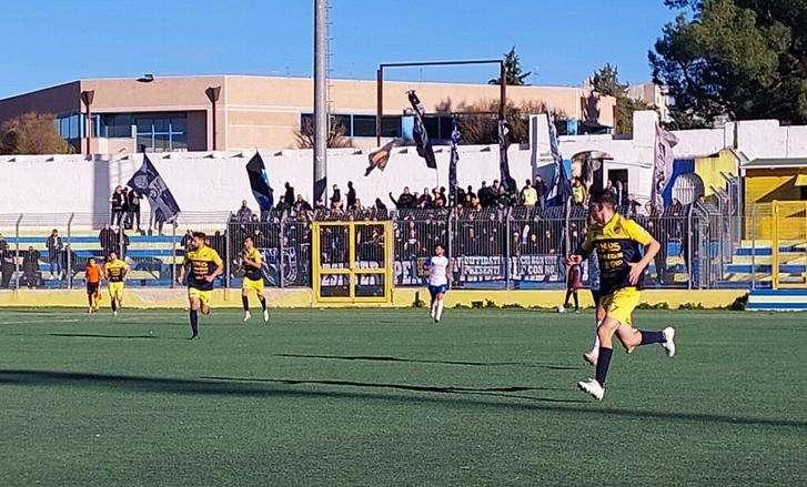 La Paganese fa il colpo di giornata: sotto di due reti e di un uomo al 77', vince 3-2 a Gravina