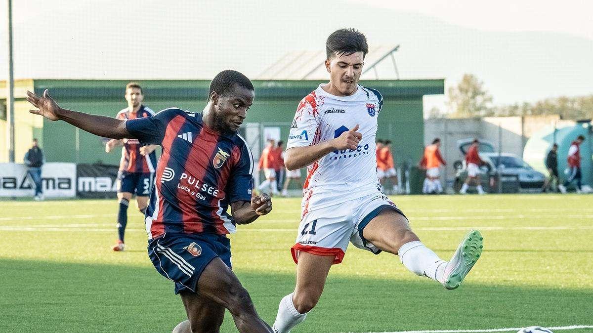 Sette gol e tanta intensità: la Casertana sconfigge il Grazzanise per 4-3 in un test ricco di emozioni