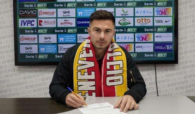 UFFICIALE: Benevento, ha firmato il difensore rumeno Tosca
