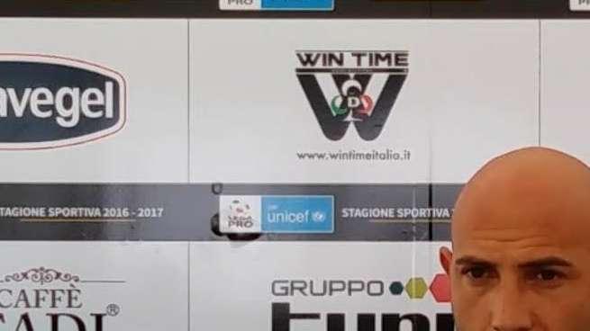 Mister Calabro: «A me interessa che ritorni la Carrarese che conosciamo»