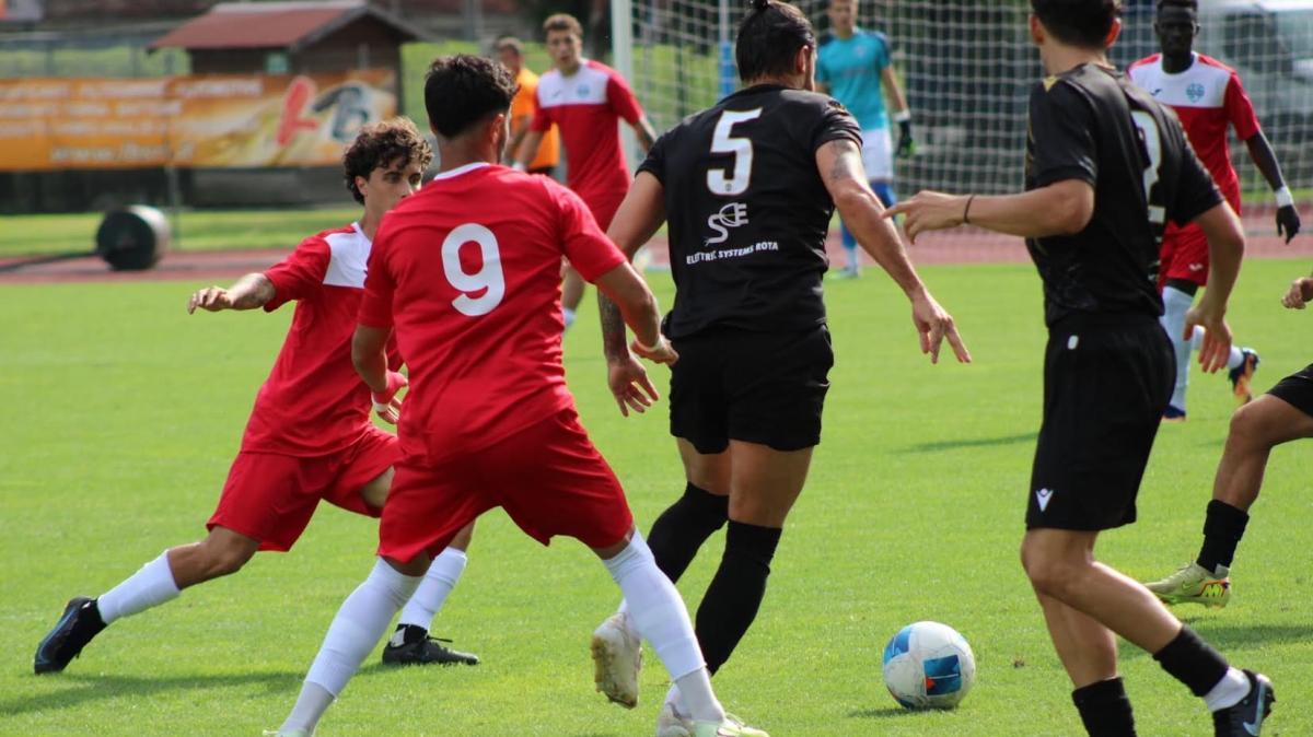 Nuova Sondrio, D'Alpaos firma l'eurogol del pareggio: 1-1 con il Lemine