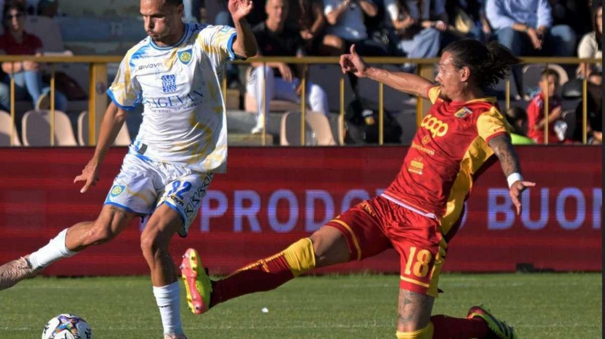 Caso Bettella a Catanzaro: il difensore può partire, ecco chi lo vuole