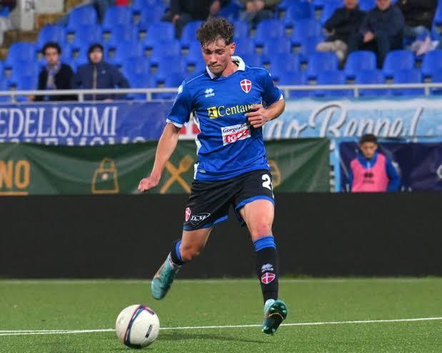 Svincolati - Centrocampista 22enne con un passato nelle giovanili della Juventus