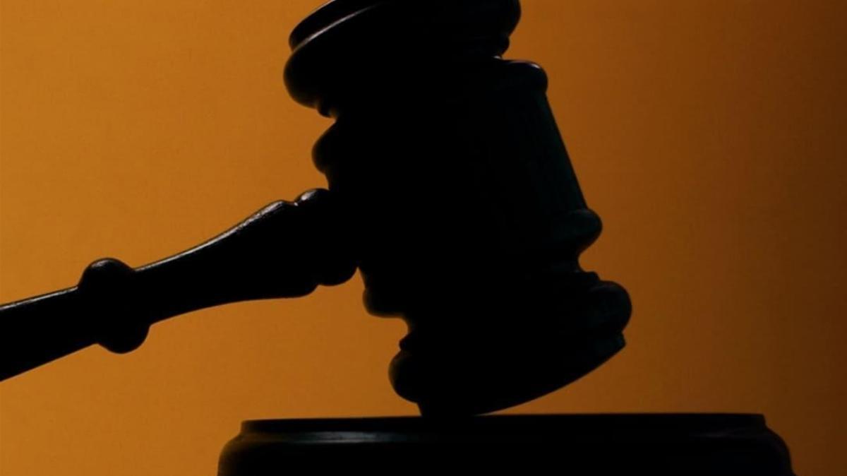Messina, tesseramenti irregolari al Messina: 20 giocatori sanzionati dalla Procura Federale