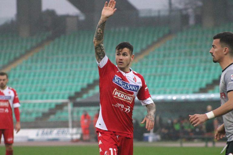 Salernitana, stallo per Eugenio D'Ursi: irrompono Spezia e Perugia sul bomber del Sorrento