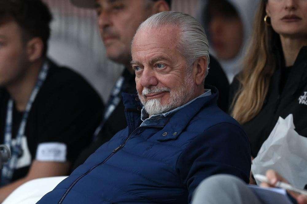Le parole di De Laurentiis che spazzano via la FIGC delle "deroghe"