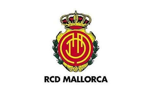Il Mallorca licenzia due calciatori: erano stati arrestati per violazione del coprifuoco