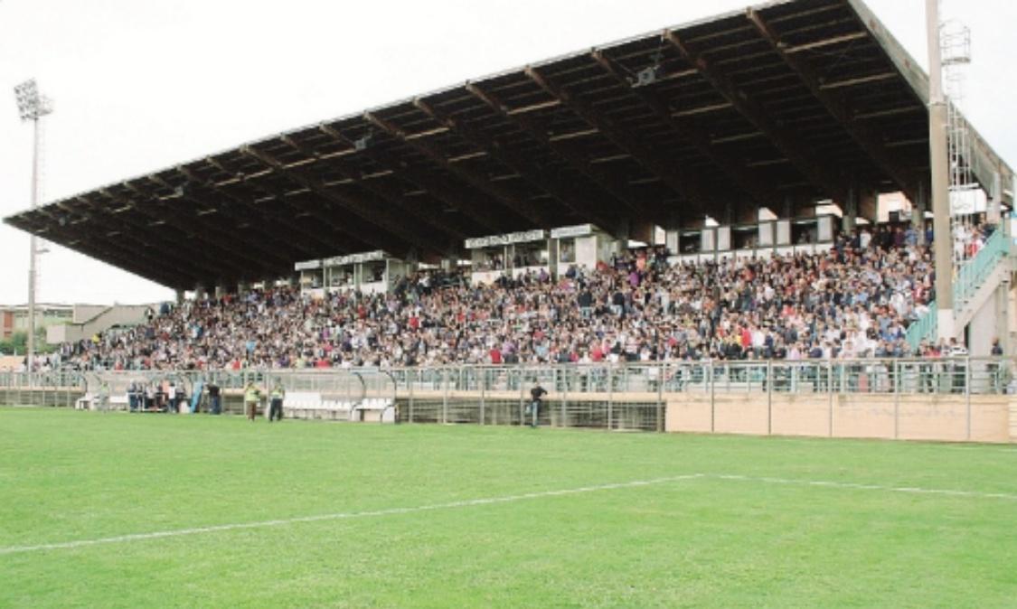 Gela, tra campo e città: l'incognita stadio "Presti", il rientro di Argentati e la protesta per la sanità