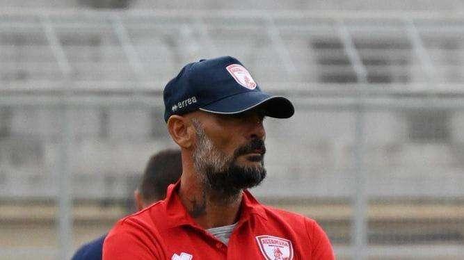 La Virtus Francavilla riflette sulla situazione di mister Ginestra: la situazione