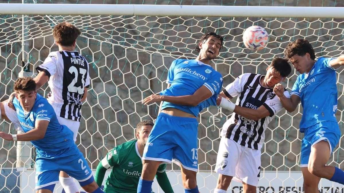 Pineto-Gubbio, crocevia salvezza al "Mariani-Pavone"