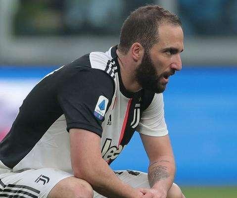 Juventus-Higuain, accordo raggiunto. Il Pipita vola negli Usa