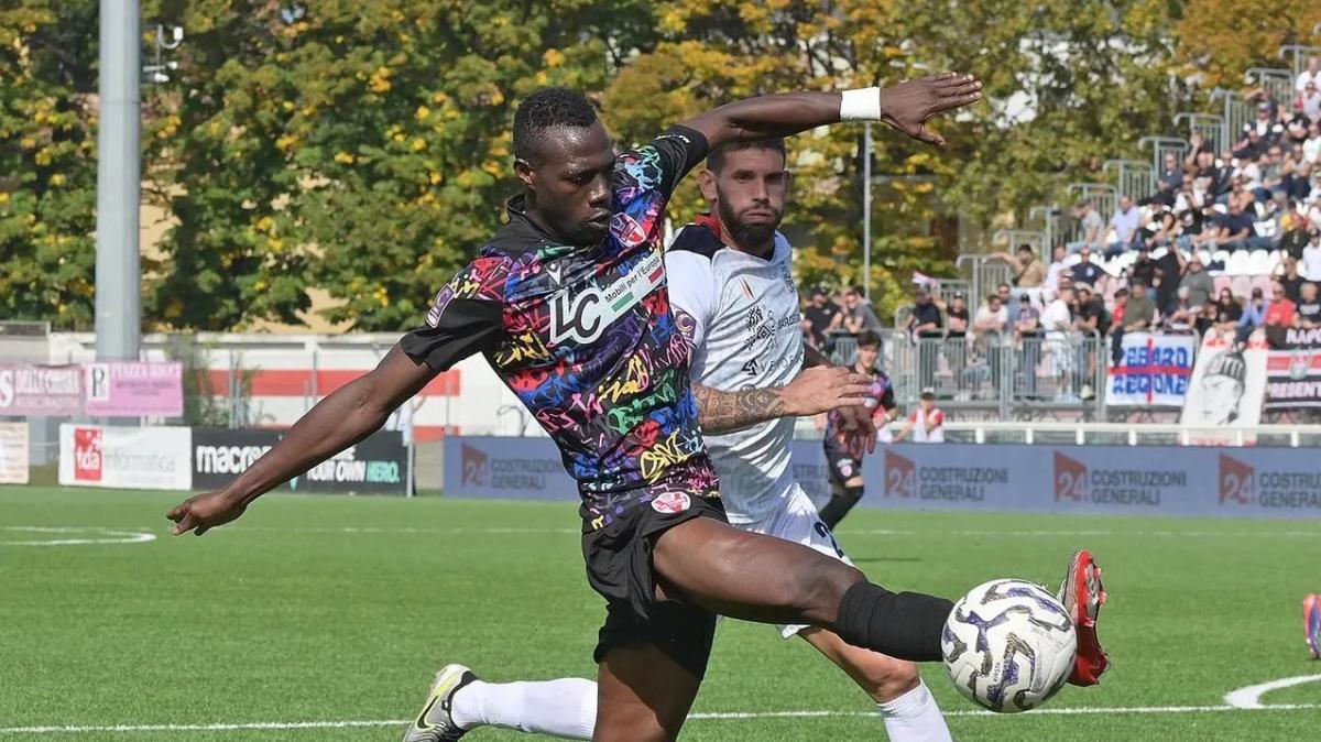 Prato, sirene di mercato per Jallow: c’è anche la Triestina, ma il giocatore prende tempo