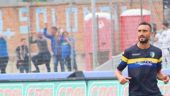 Storia Serie D - I bomber del Girone H: Lattanzio ha superato quota 100
