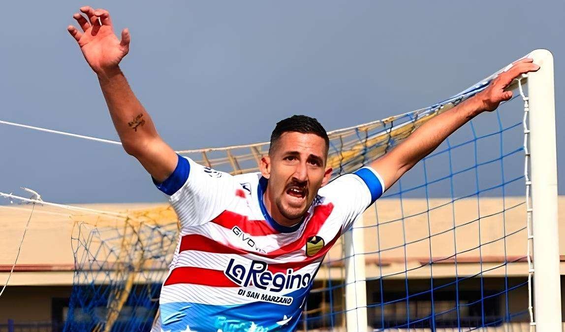La Scafatese si regala una Pasqua dolcissima: 4-0 all'Igea Virtus con show nella ripresa