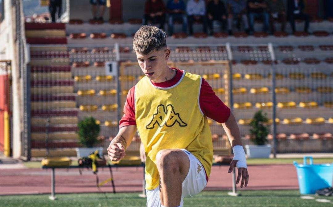 Blitz di mercato Cavese: ecco i nomi nel mirino per rinforzare la difesa