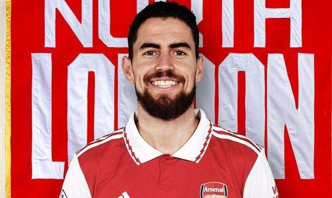 L'Arsenal fa il colpo in mediana con l'ingaggio di Jorginho
