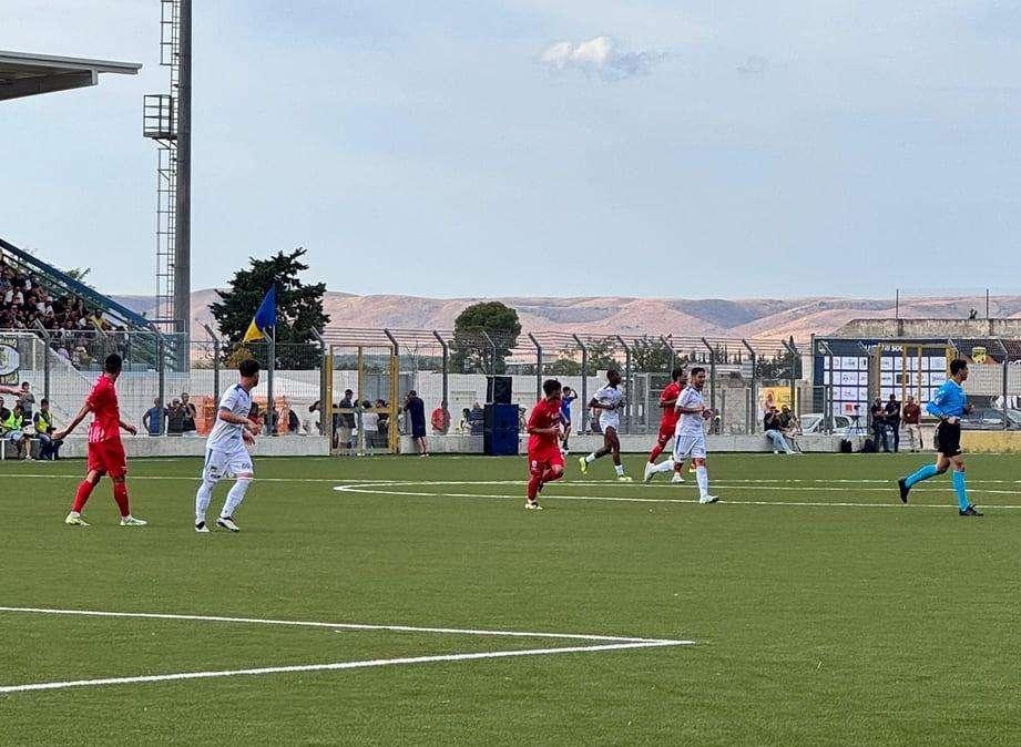 Serie D, Girone H: Un trio di testa a punteggio pieno, e dietro c'è ressa