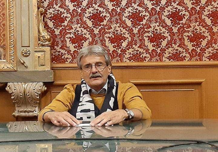 Savona, esce il libro dell'ex Miro Zunino "Un calcio al passato"