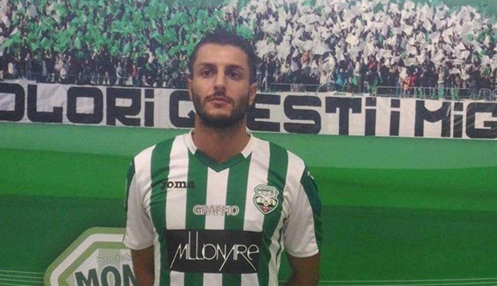 UFFICIALE: Monopoli, ceduo Montini. Ma l'attaccante resta in Puglia