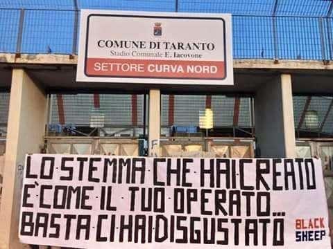 Nuovo logo a Taranto: scatta la protesta
