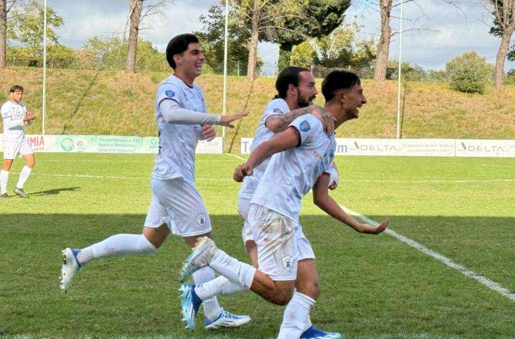 La Vigor Senigallia ritorna a sorridere: rimonta da urlo a Fossombrone (1-2) nel derby di carattere