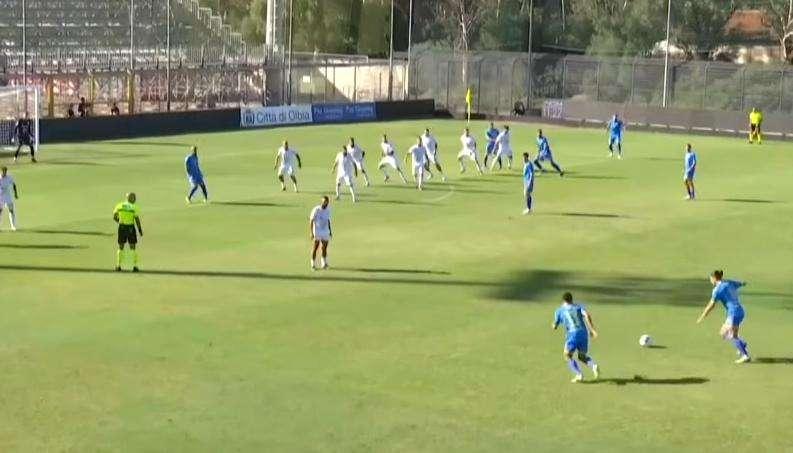 Olbia e Carrarese non si fanno del male e si prendono un punto a testa
