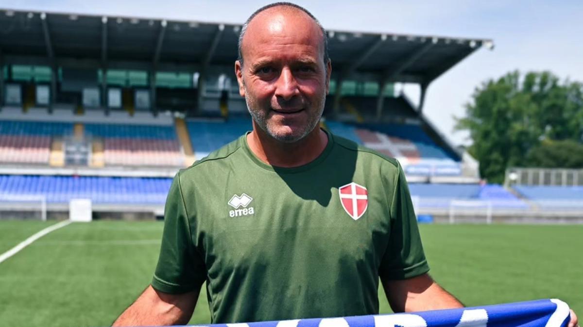 Novara, si presenta Birindelli: «Missione playoff, ma prima serve un gruppo con valori umani»