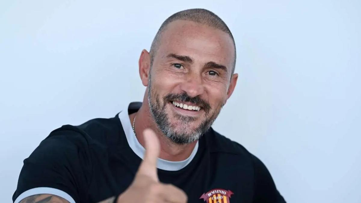 Benevento-Verona, Floro Flores: «Affrontiamo la Juve della Serie B»