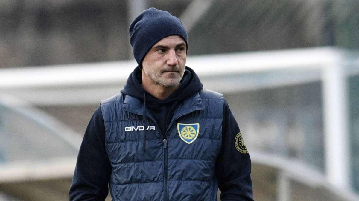 Clamoroso - Una big di serie D "brucia" il Livorno: arriva Maccarone in panchina?