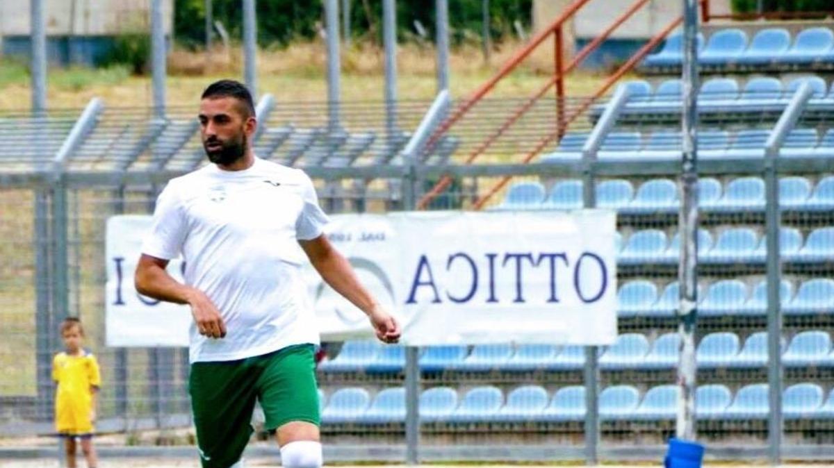 Il Canosa all'assalto di Lanzolla: il difensore ex Brindisi nel mirino rossoblù