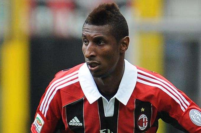 L'ex Milan Constant: "Mi chiamano da Palermo, ma io voglio Foggia"