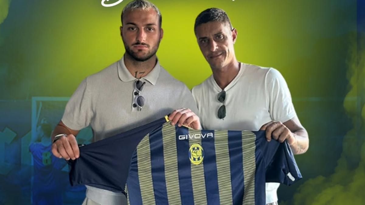 Giarre, ufficiale l'arrivo del centrocampista Pietro Santapaola