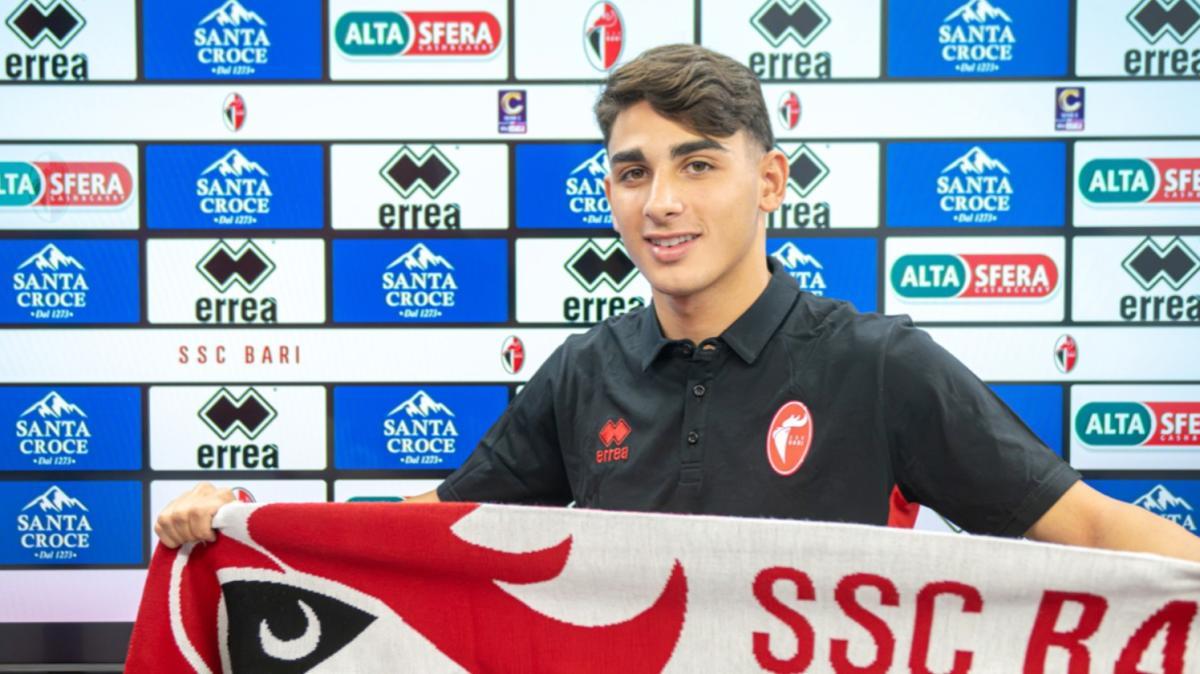 UFFICIALE: Il Bari annucnia l'arrivo di Esposito