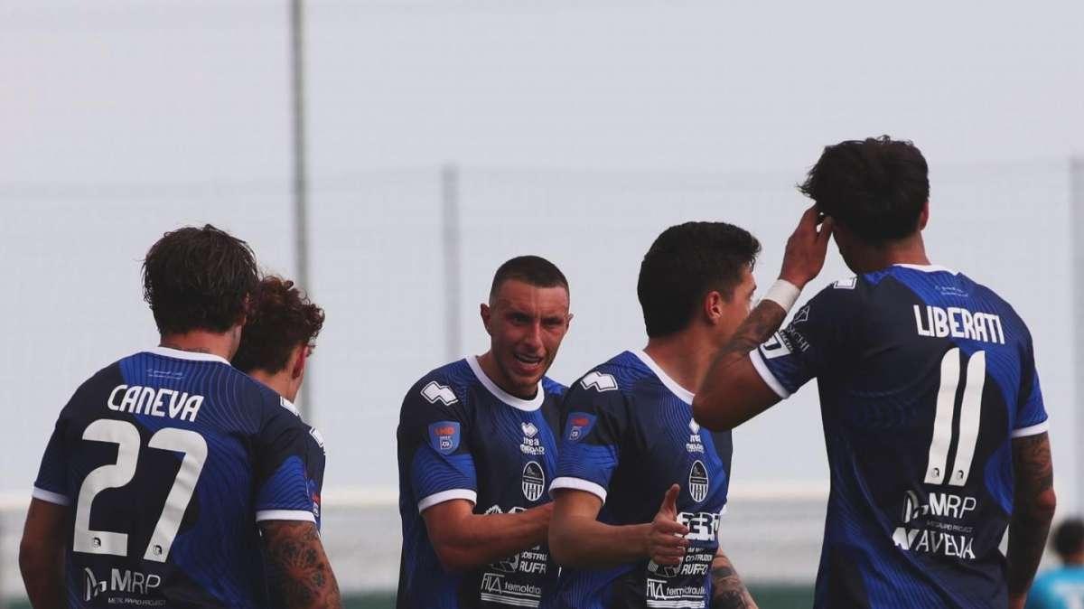 Serie D, il Girone B 25-26 ai raggi X: Folgore Caratese dominante, boom di pareggi per due squadre