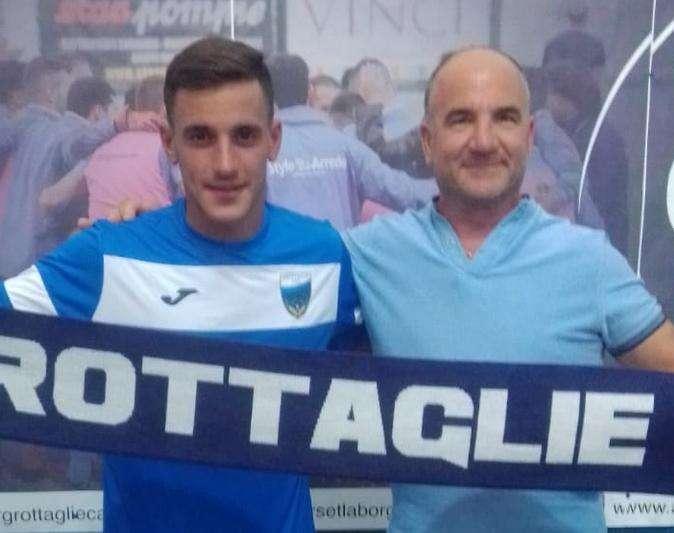 Calciomercato - Caporusso è il rinforzo in attacco per il Grottaglie