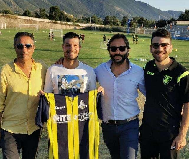 UFFICIALE: Sessana, ha rinnovato il difensore Zamparelli