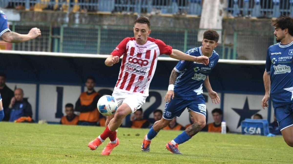 Serie D, il punto sul girone H: Barletta e Martina agganciano la vetta, Paganese ko. D'Anna show a Nardò