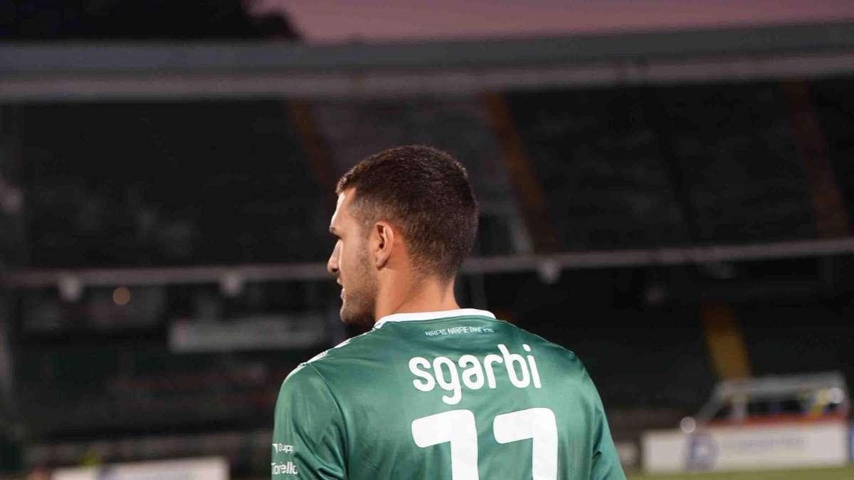 Avellino col fiato sospeso: Sgarbi potrebbe fermarsi a lungo