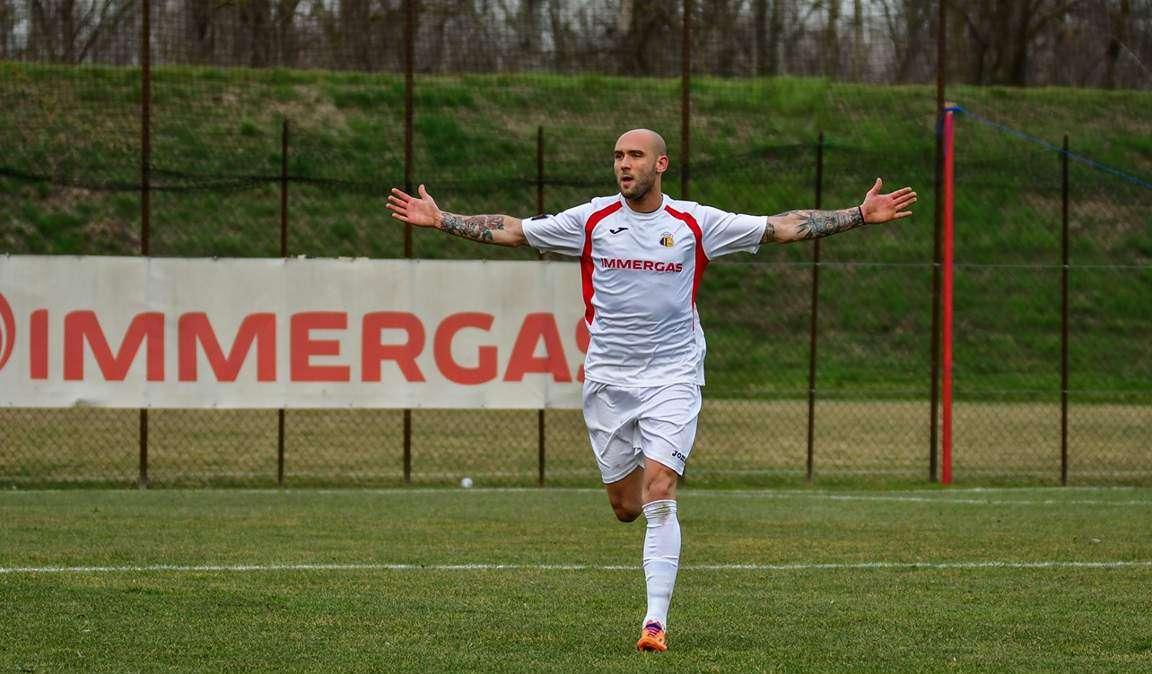 Un bomber di razza per il Rimini: la società punta su un profiloda 200 gol