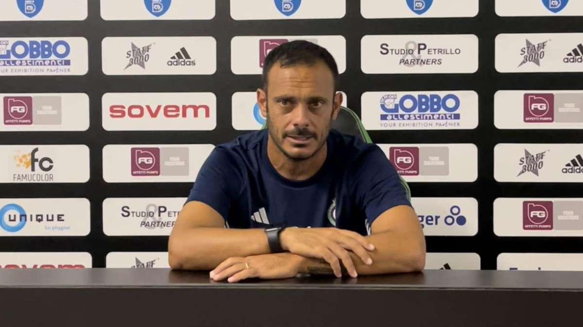 Mister Manuel Scalise a NC: «Mesi difficili, ma i numeri non mentono. La Serie D merita più attenzione»